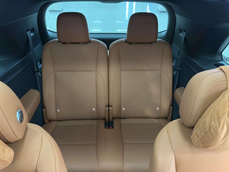 LiXiang L9 I Рестайлинг Гибрид 1.5 л. 449 л.с. автомат полный