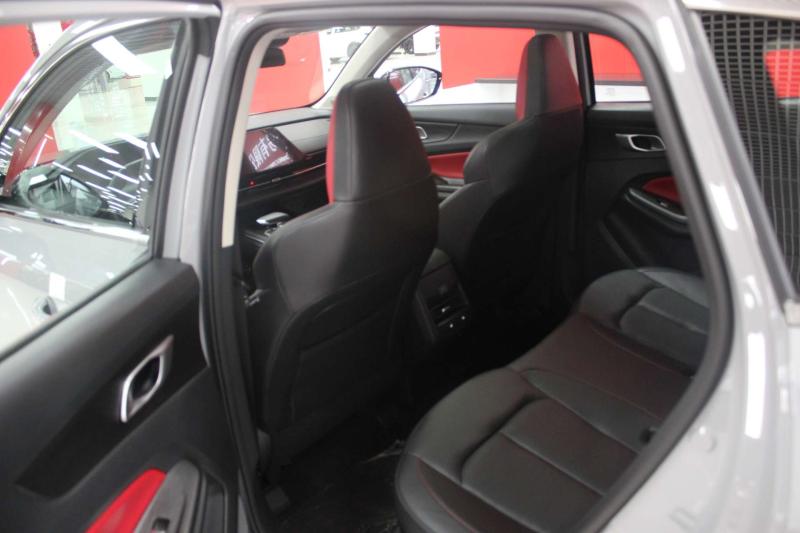 Changan UNI-S (CS55 Plus) 1 поколение 1.5 AMT 181 л.с.