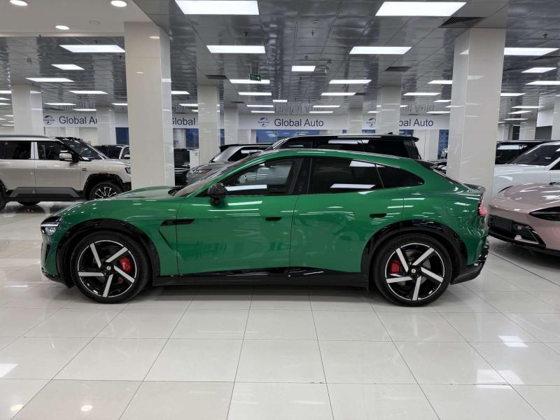 Xiaomi YU 7 1 поколение AT 4WD (690 л.с.)