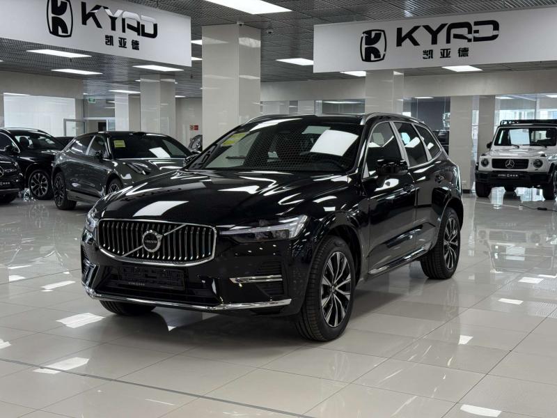 Volvo XC60 II Рестайлинг Бензин 2 л. 249 л.с. автомат полный