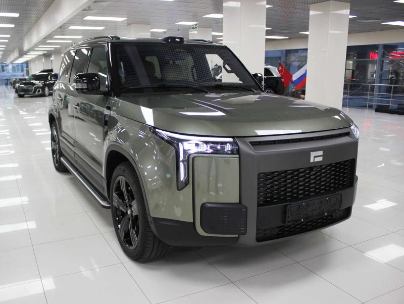 Polar Stone (Jishi) 01  Гибрид 1.5 л. 476 л.с. автомат полный