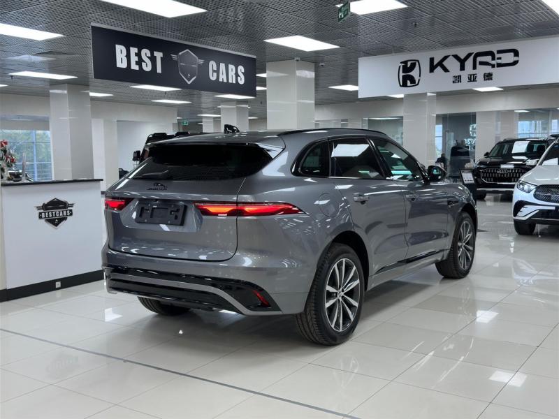 Jaguar F-Pace 1 поколение [рестайлинг] 2.0 л  4WD АКПП (249 л.с.)