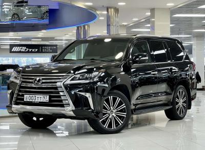 Lexus LX