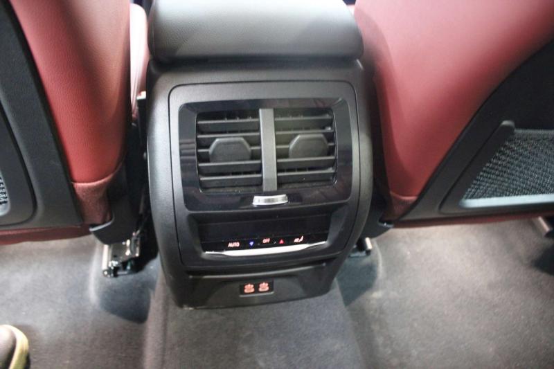 BMW X4 II (G02) Рестайлинг Бензин 2 л. 184 л.с. автомат полный