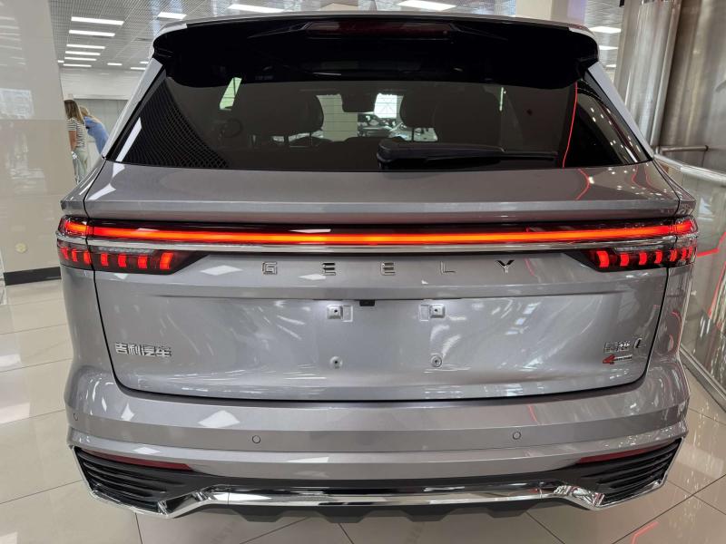 Geely Monjaro  Бензин 2 л. 238 л.с. автомат полный