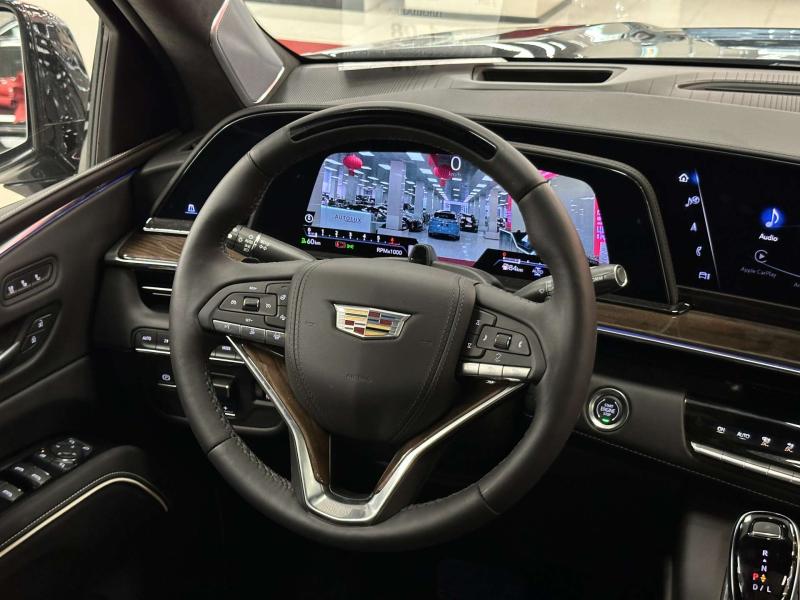 Cadillac Escalade V Рестайлинг Бензин 6.2 л. 420 л.с. автомат полный