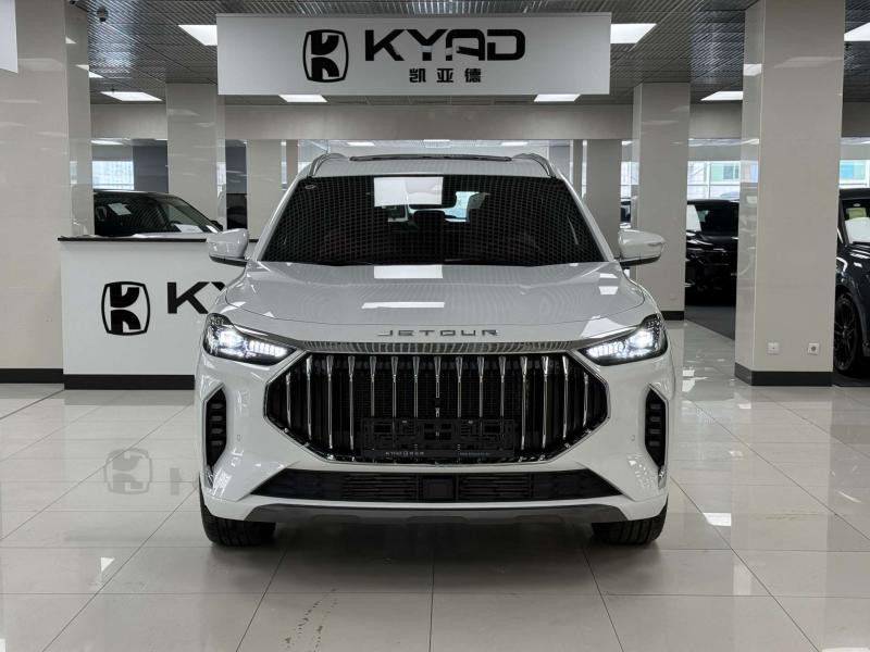 Jetour X70 PLUS I Рестайлинг Бензин 1.6 л. 190 л.с. робот передний