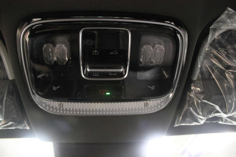 Geely Atlas Pro  Бензин 1.5 л. 177 л.с. робот полный