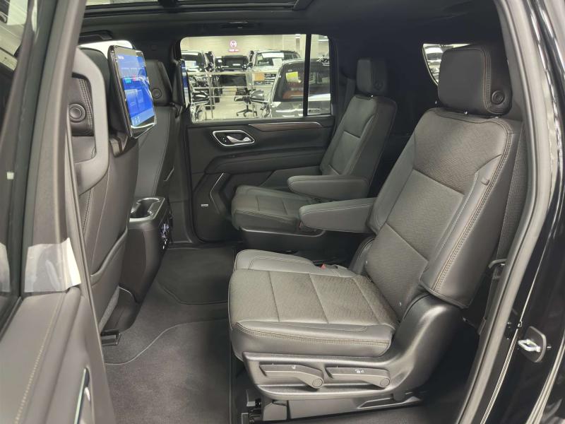 Chevrolet Suburban XIII Рестайлинг Бензин 6.2 л. 426 л.с. автомат полный