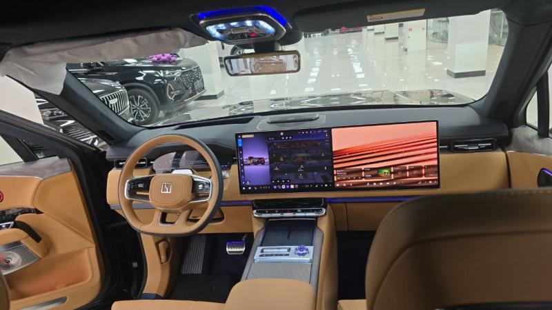 Zeekr 9X 1 поколение 2.0 л, 898 л.с., гибрид