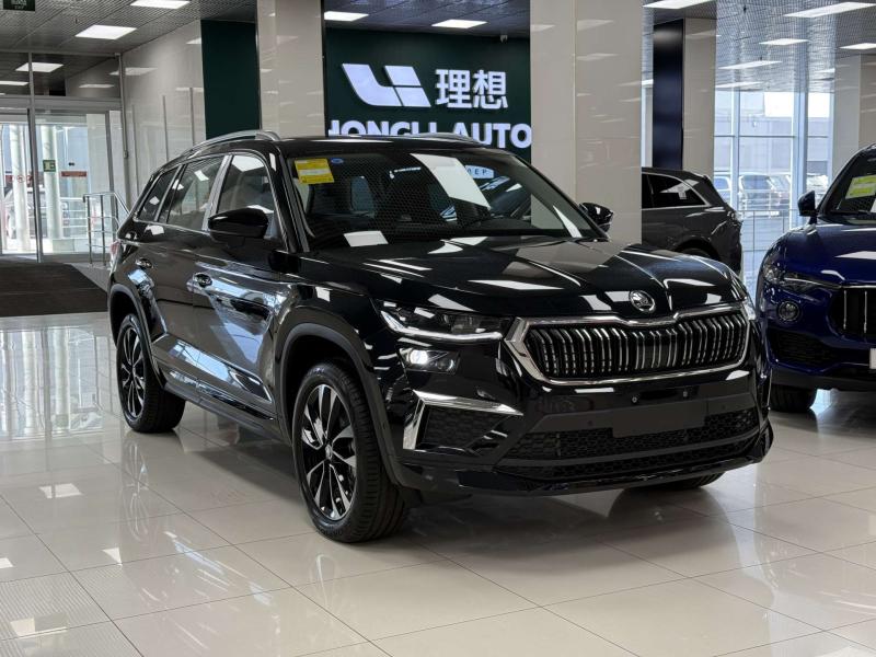 Skoda Kodiaq II Бензин 2 л. 204 л.с. робот полный