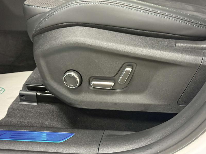 Geely Monjaro  Бензин 2 л. 238 л.с. автомат полный