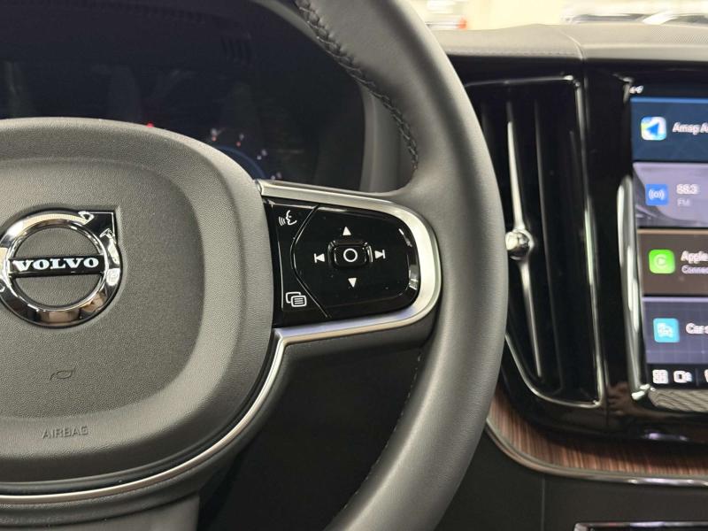 Volvo XC60 II Рестайлинг Бензин 2 л. 249 л.с. автомат полный