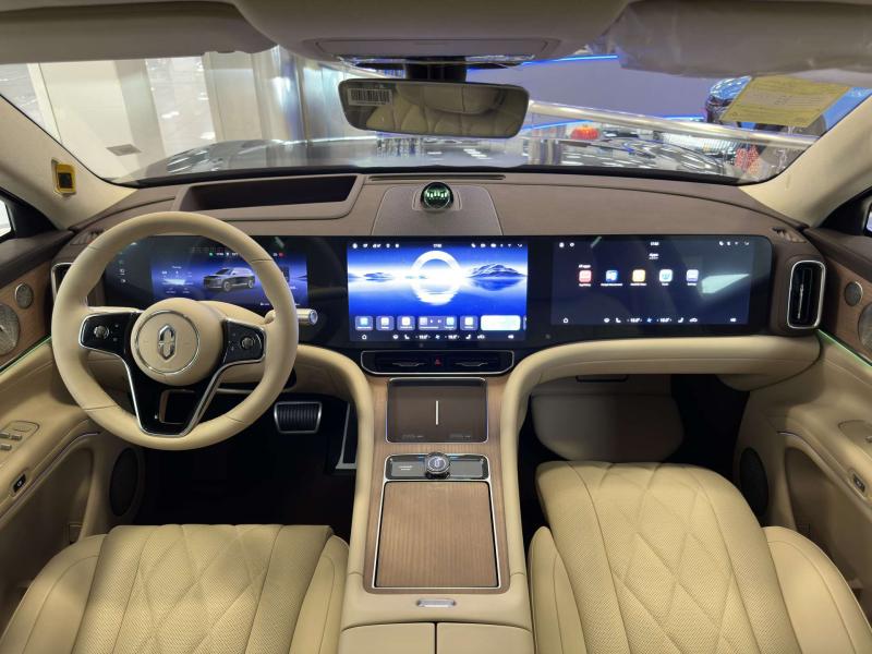 Aito M9  Электро  530 л.с. автомат полный