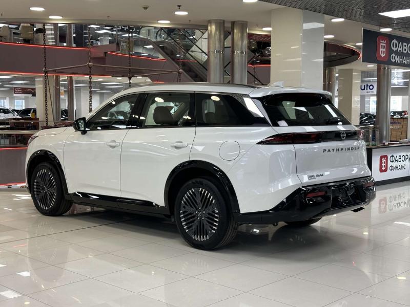 Nissan Pathfinder 5 поколение (China Market) 2.0 AT 4WD (252 л.с.)