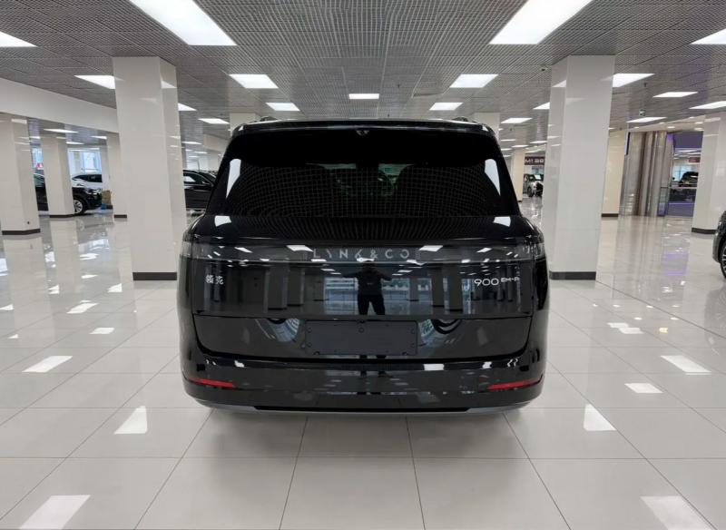 Lynk & Co 900 Поколение 1 2.0h 734 л.с