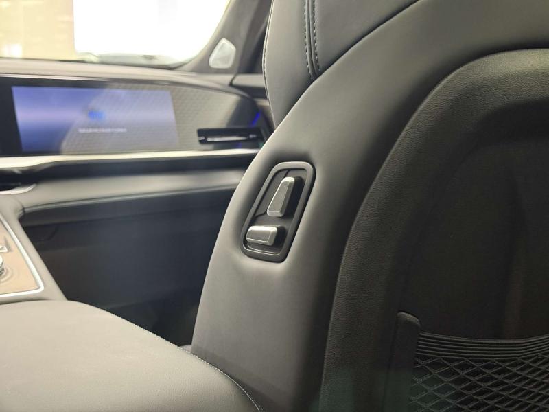 Geely Monjaro  Бензин 2 л. 238 л.с. автомат полный