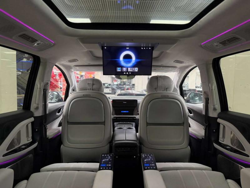 Voyah Dream  Гибрид 1.5 л. 394 л.с. автомат полный