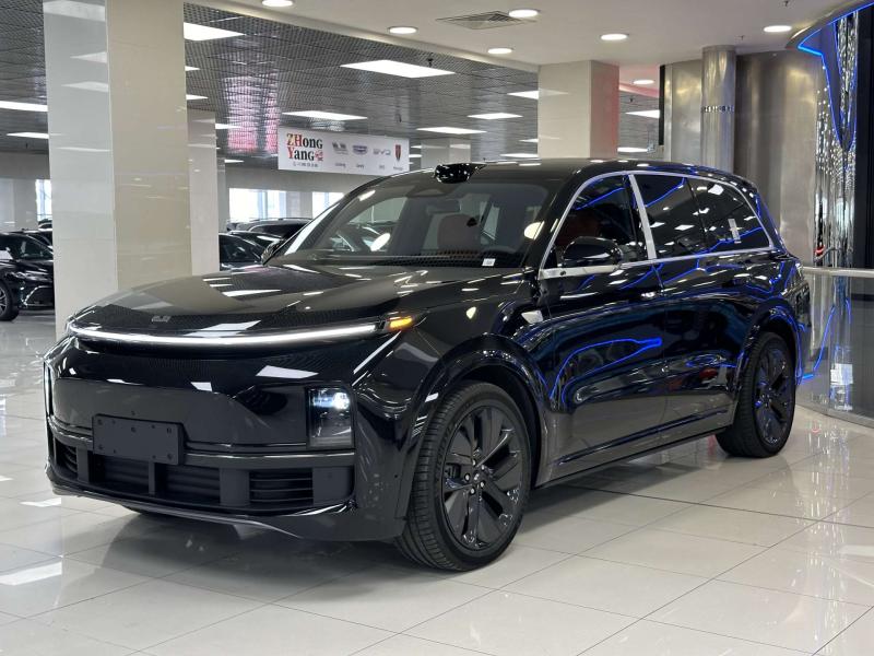 LiXiang L9 I Рестайлинг Гибрид 1.5 л. 449 л.с. автомат полный