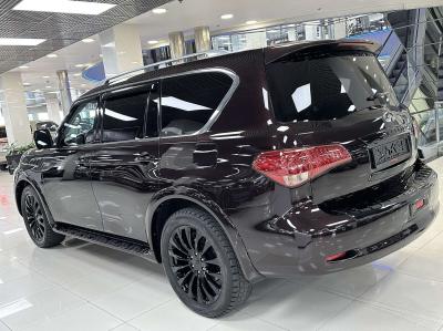 Infiniti QX80