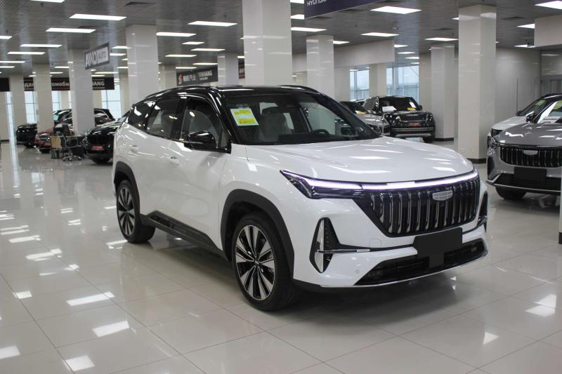 Geely Atlas Pro  Бензин 1.5 л. 177 л.с. робот полный