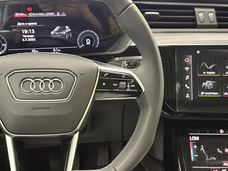 Audi e-tron I Электро  408 л.с. автомат полный
