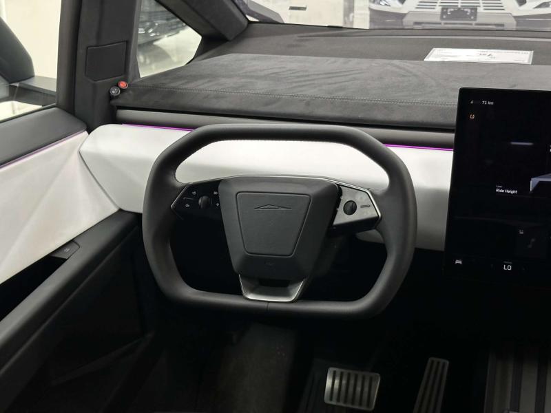 Tesla Cybertruck  Электро  845 л.с. автомат полный