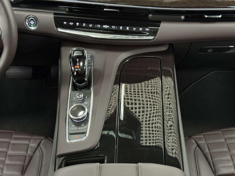 Cadillac Escalade V Рестайлинг Бензин 6.2 л. 420 л.с. автомат полный