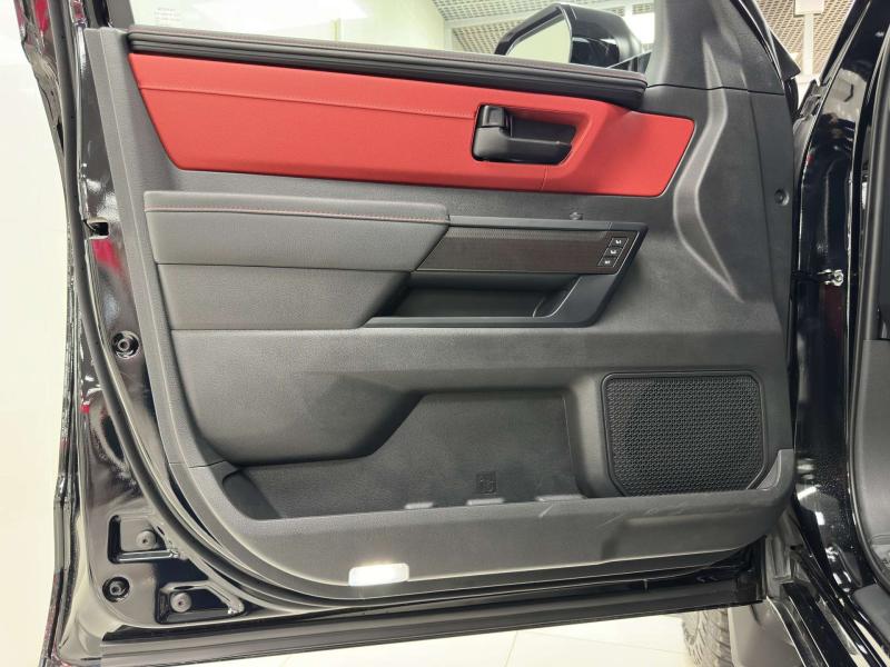 Toyota Tundra III Гибрид 3.4 л. 437 л.с. автомат задний