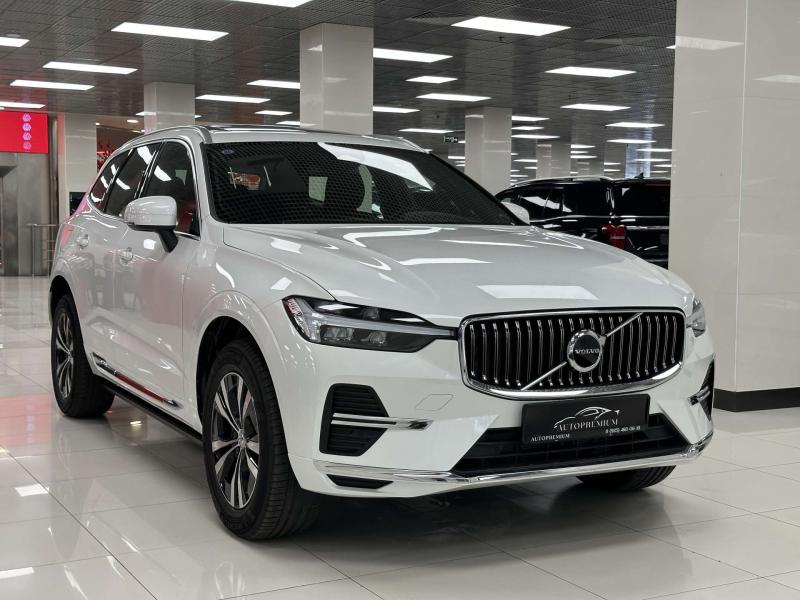 Volvo XC60 2 поколение [рестайлинг] 2.0 AT (250 л.с.)