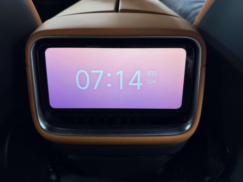 Xiaomi YU 7 1 поколение AT 4WD (690 л.с.)