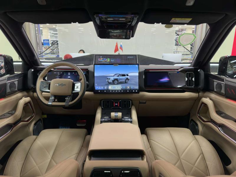 BYD FangChengBao Leopard 8  Гибрид 2 л. 952 л.с. автомат полный