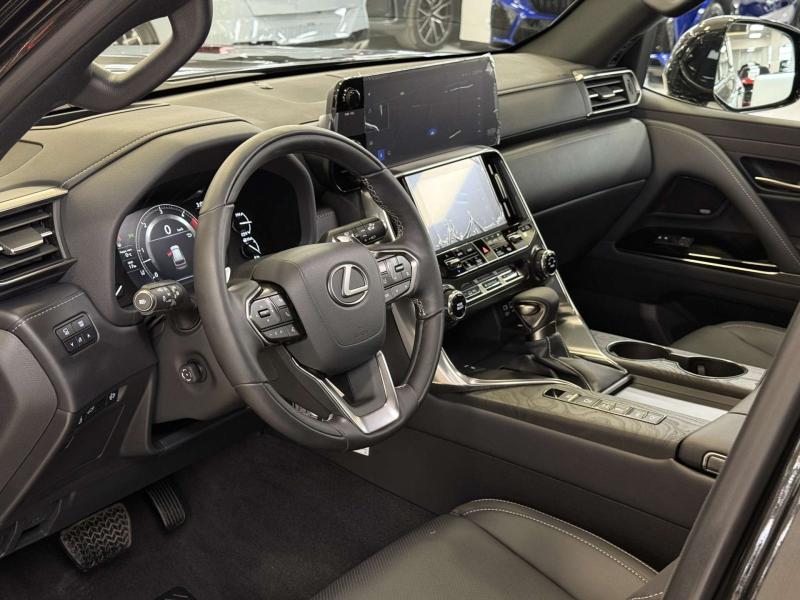 Lexus LX IV Бензин 3.4 л. 415 л.с. автомат полный