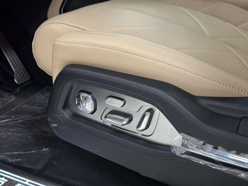 BYD FangChengBao Leopard 8  Гибрид 2 л. 952 л.с. автомат полный