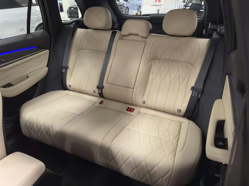 Geely Monjaro  Бензин 2 л. 238 л.с. автомат полный