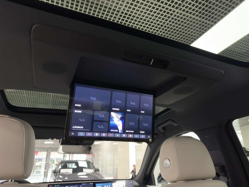 LiXiang L7 I Рестайлинг Гибрид 1.5 л. 449 л.с. автомат полный