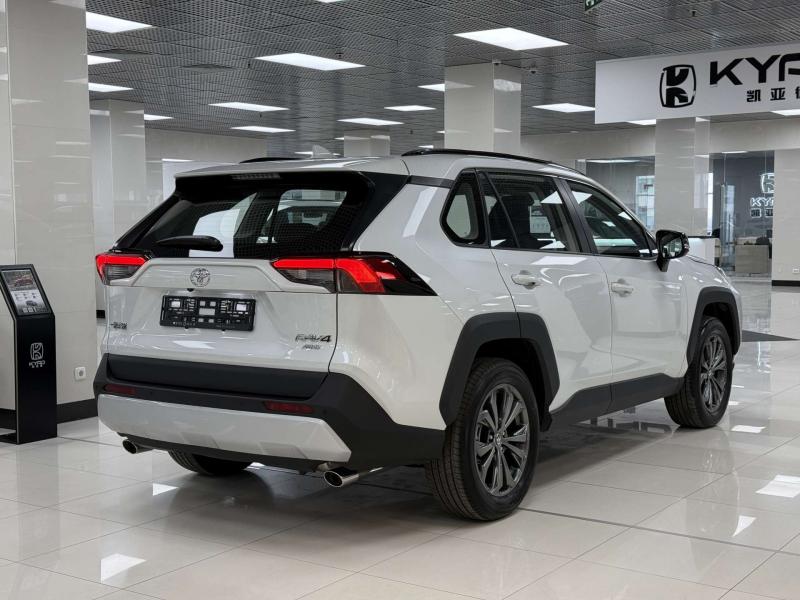 Toyota RAV4 5 поколение (XA50) 2.0 CVT 4WD (171 л.с.)