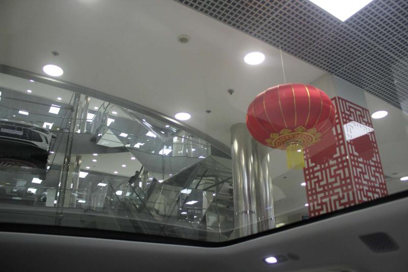 Denza N9 1 поколение 2.0 л. 925 л.с. (680 кВт) 