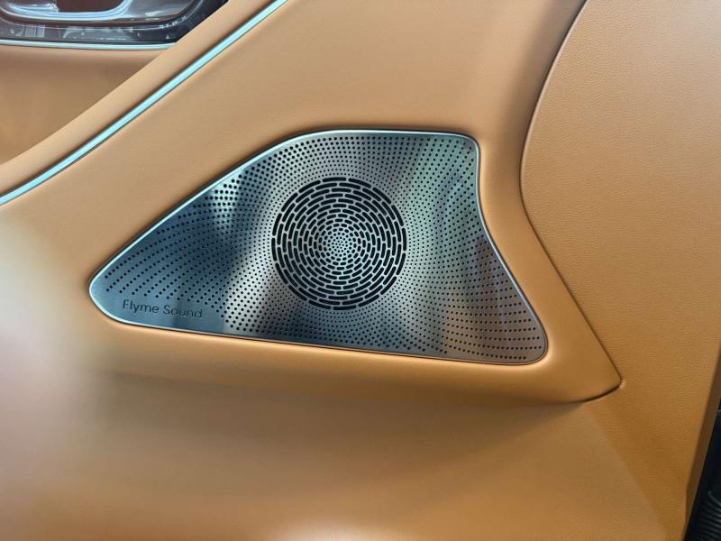 Geely Galaxy M9 1 поколение 1.5 л, 870 л.с., гибрид