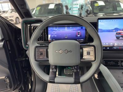 BYD FangChengBao Leopard 8