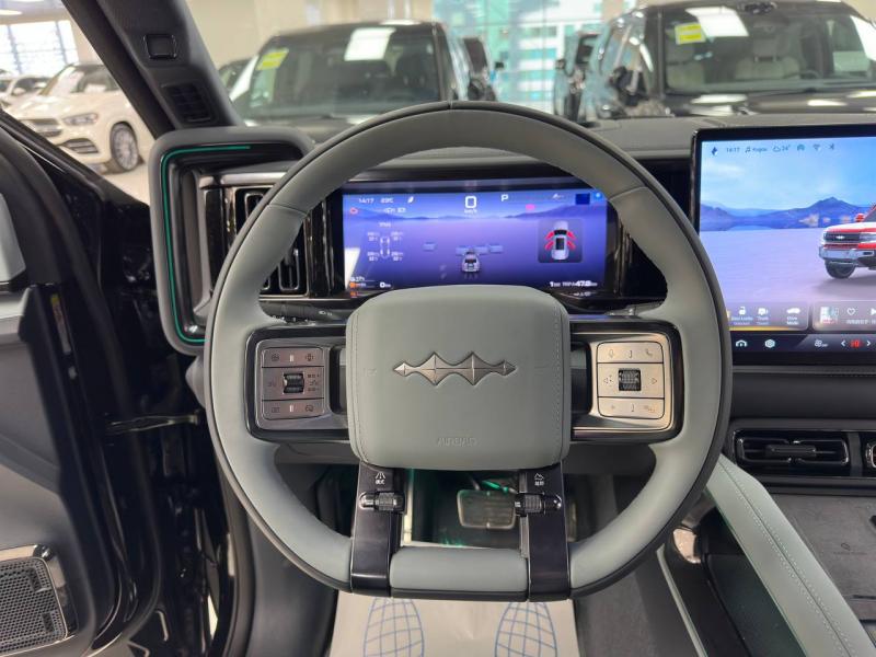 BYD FangChengBao Leopard 8  Гибрид 2 л. 952 л.с. автомат полный