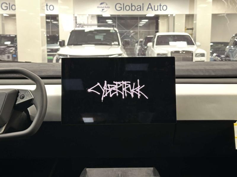 Tesla Cybertruck  Электро  845 л.с. автомат полный