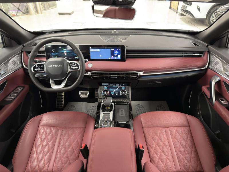Jetour X70 PLUS I Рестайлинг Бензин 1.6 л. 190 л.с. робот передний