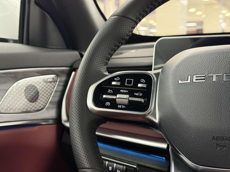 Jetour X70 PLUS I Рестайлинг Бензин 1.6 л. 190 л.с. робот передний