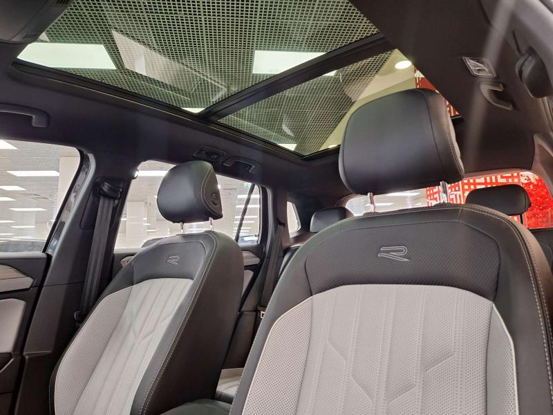 Volkswagen Tayron I Рестайлинг Бензин 2 л. 220 л.с. робот полный