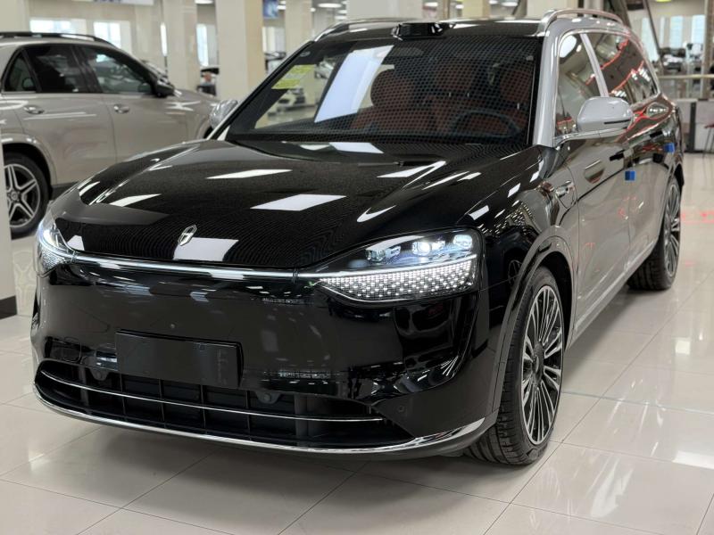Aito M9  Гибрид 1.5 л. 496 л.с. автомат полный