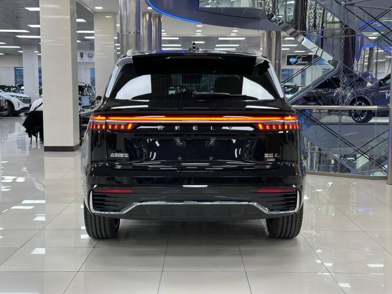 Geely Monjaro  Бензин 2 л. 238 л.с. автомат полный