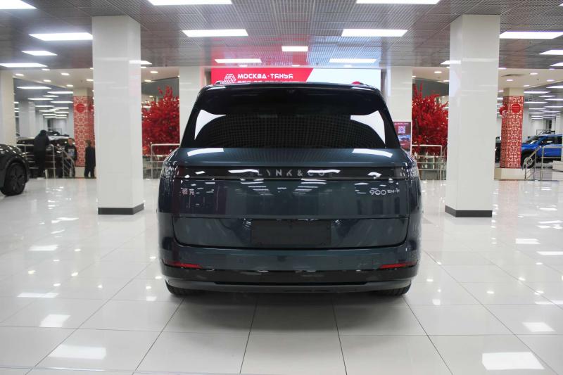 Lynk & Co 900 Поколение 1 2.0h 734 л.с
