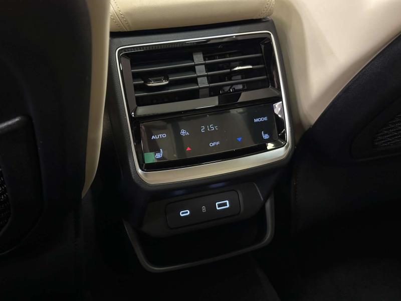 Geely Monjaro 1 поколение [2 рестайлинг] 2.0 AT (272 л.с.)