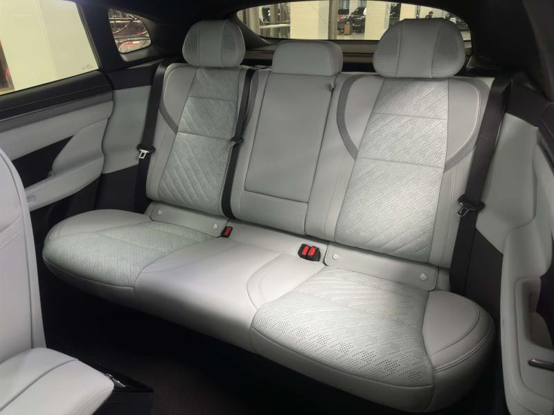 Zeekr 001 I Рестайлинг Электро  789 л.с. автомат полный
